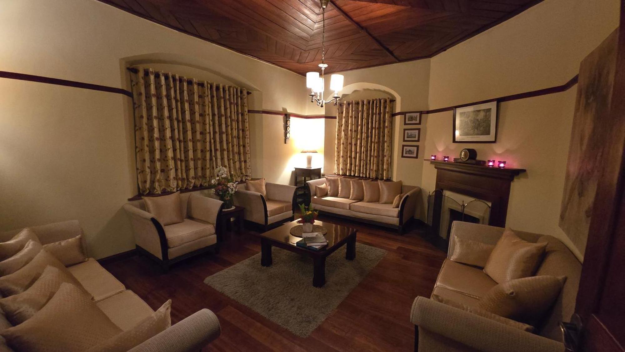 Brockenhurst Bungalow นูวาราเอลิยา ภายนอก รูปภาพ