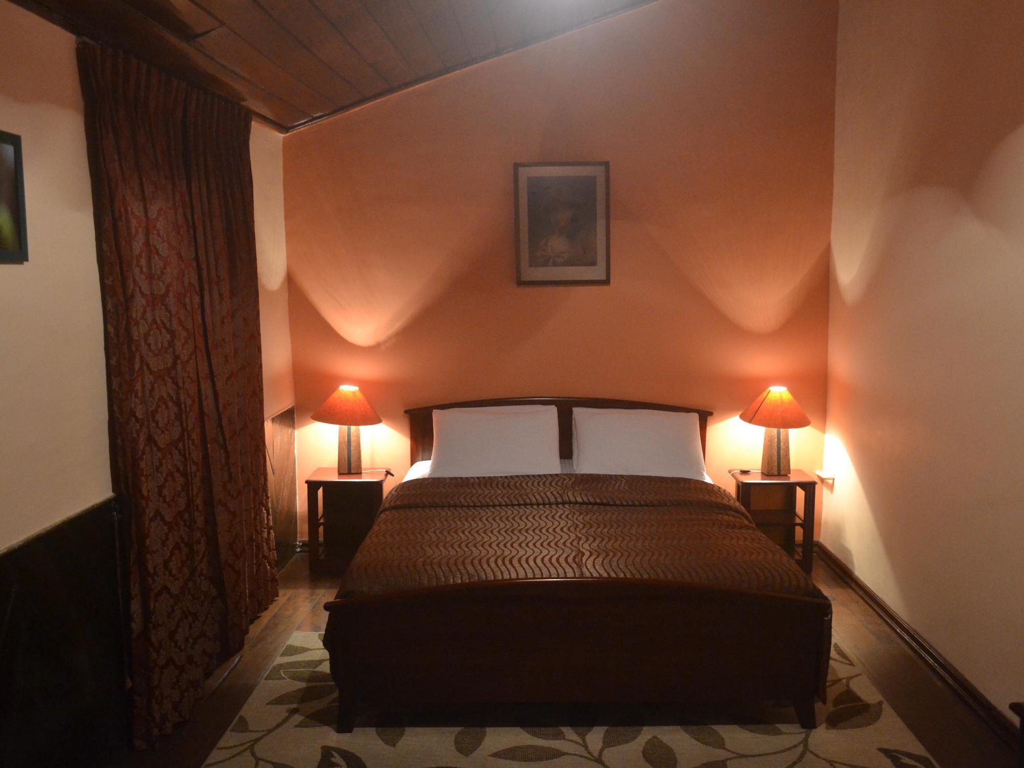 Brockenhurst Bungalow นูวาราเอลิยา ภายนอก รูปภาพ