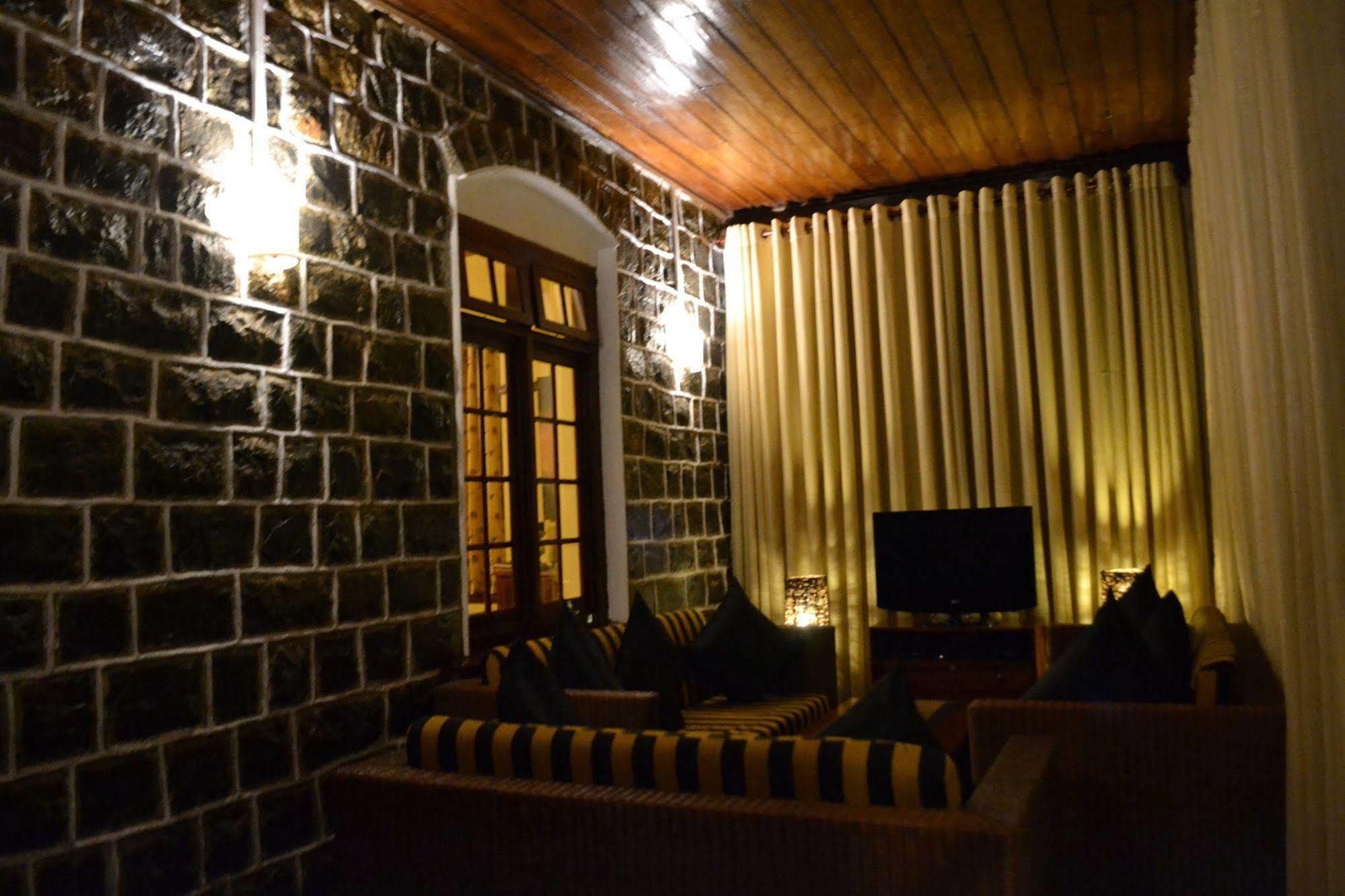 Brockenhurst Bungalow นูวาราเอลิยา ภายนอก รูปภาพ
